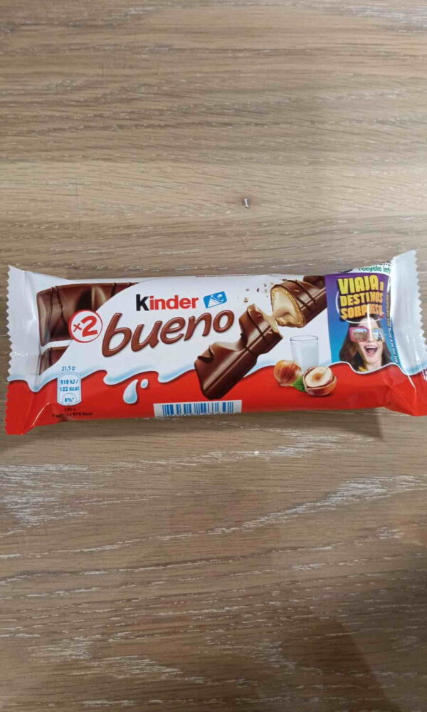 Kinder Bueno leche